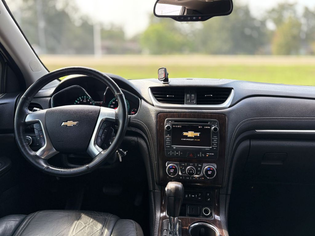 2017 Chevrolet Traverse Image 11