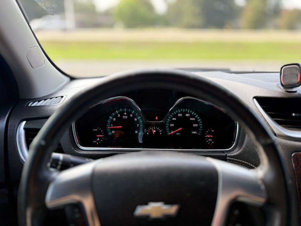 2017 Chevrolet Traverse Image 13