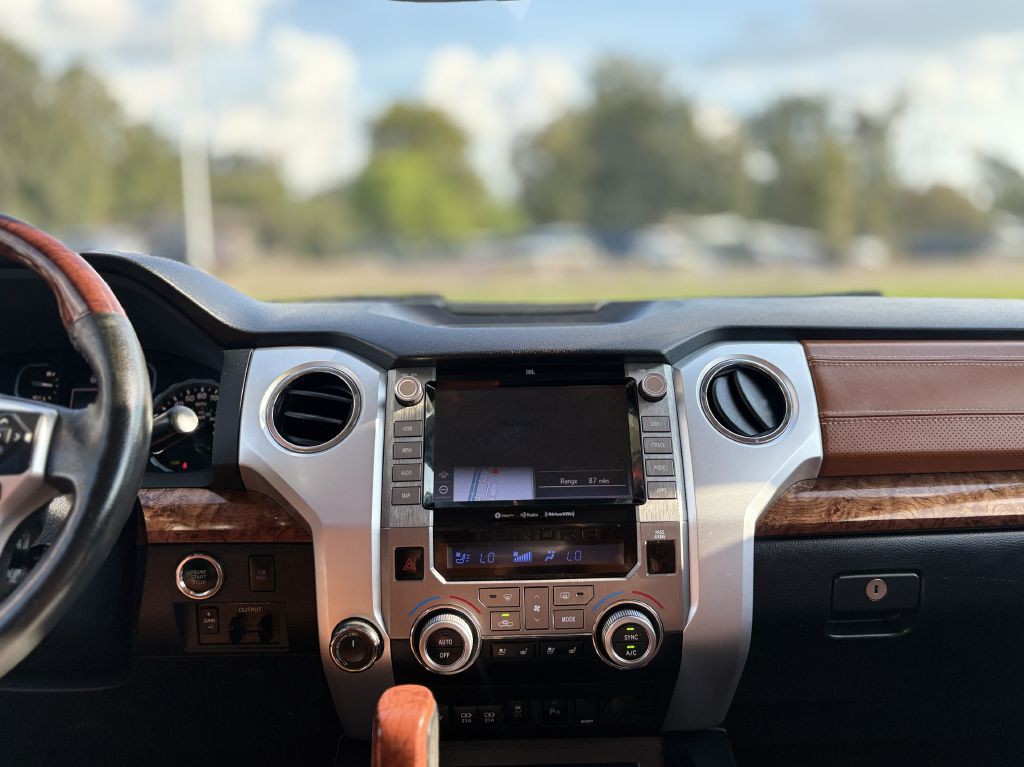 2020 Toyota Tundra Image 14