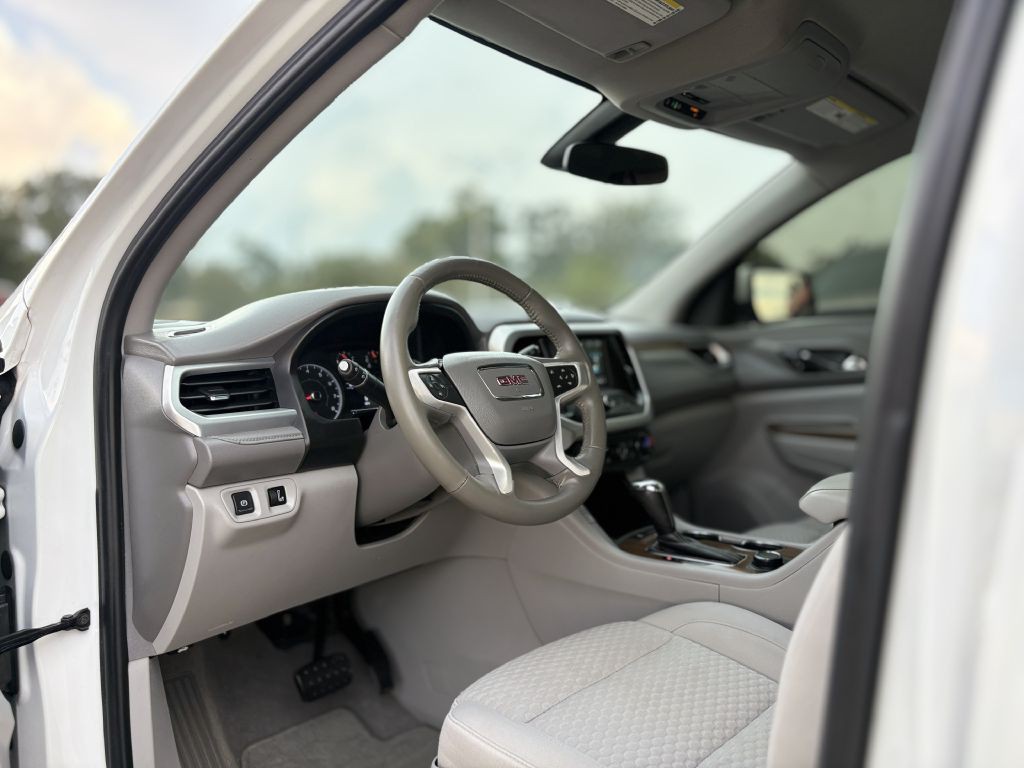 2019 GMC Acadia Image 8