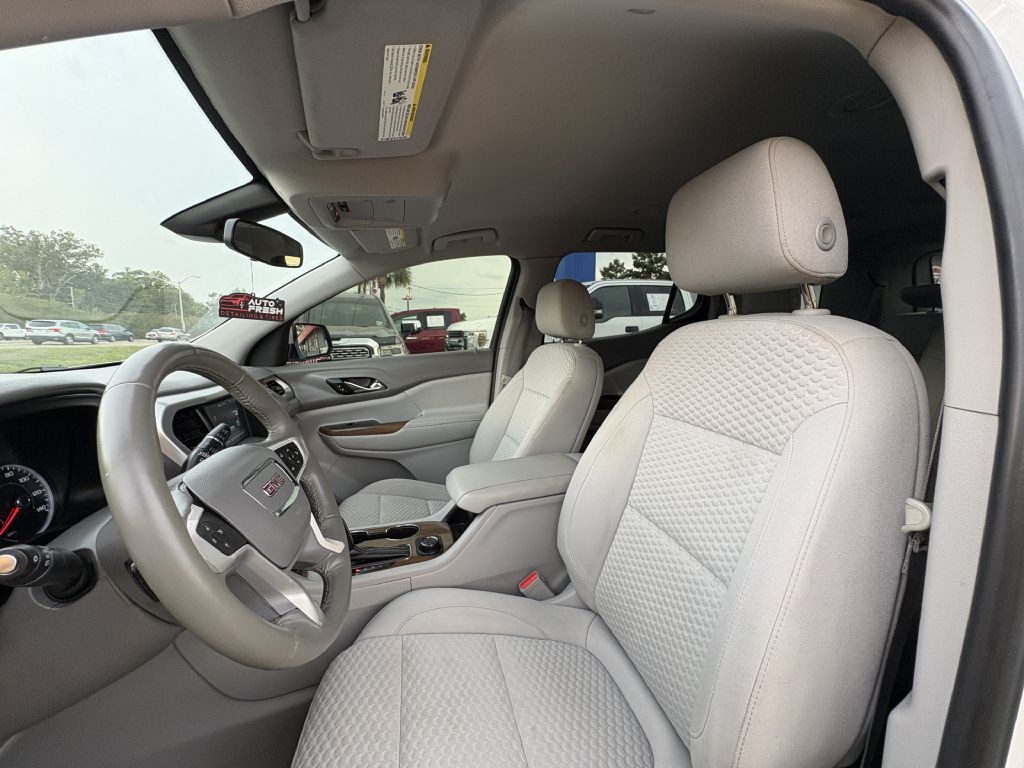 2019 GMC Acadia Image 9