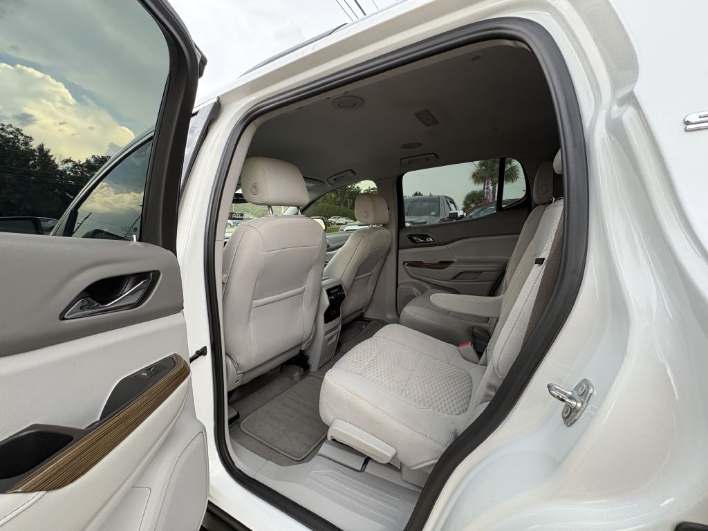2019 GMC Acadia Image 10