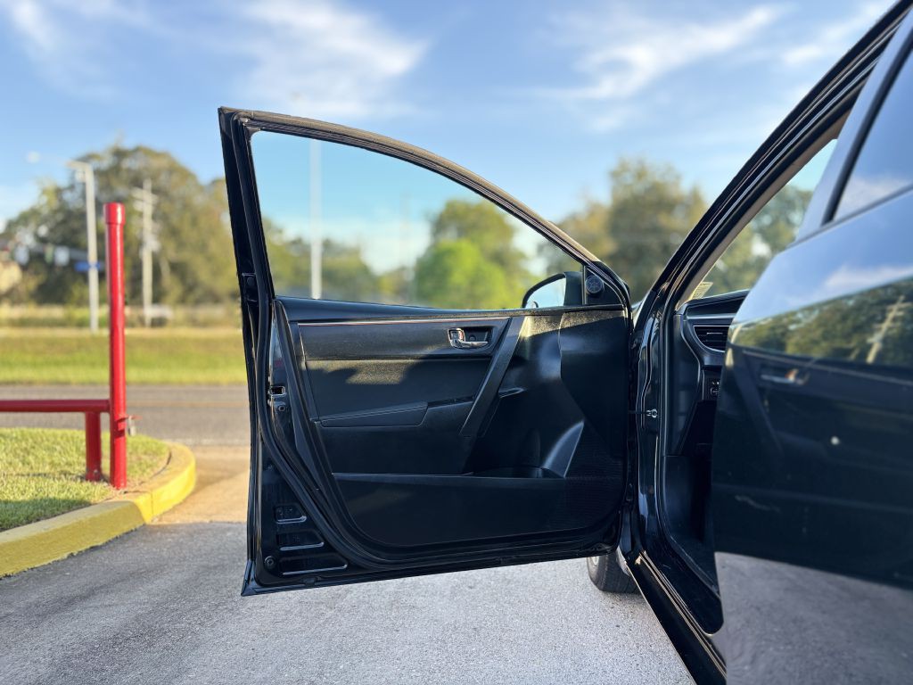 2016 Toyota Corolla Image 7