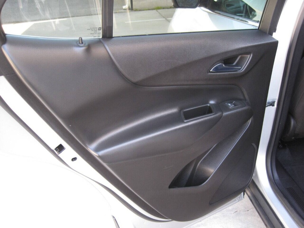 2019 Chevrolet Equinox Image 31