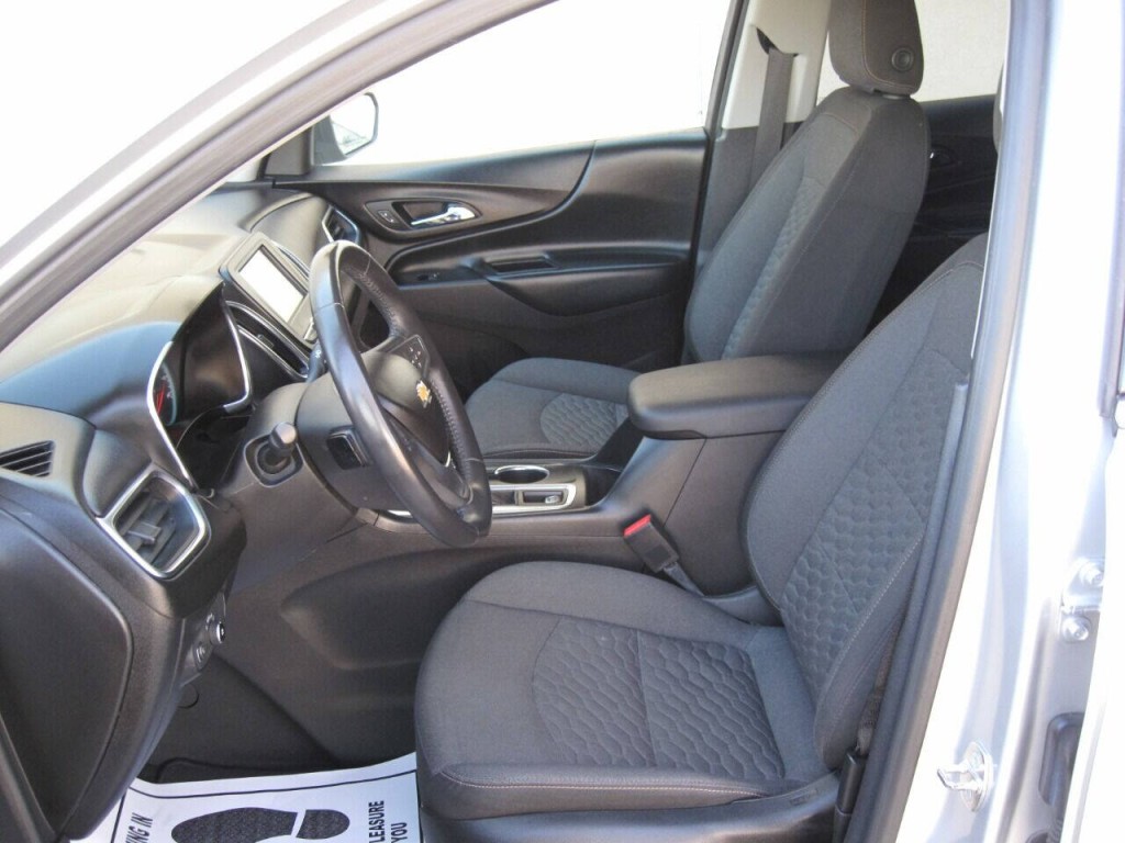 2020 Chevrolet Equinox Image 11