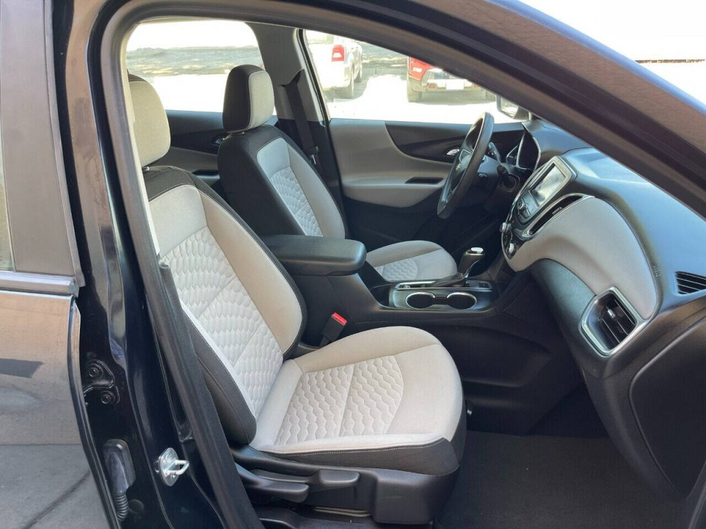 2020 Chevrolet Equinox Image 12