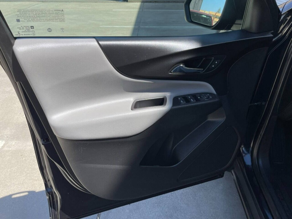 2020 Chevrolet Equinox Image 21