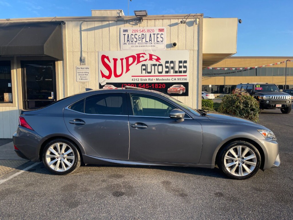 2016 Lexus IS 200t Image 8