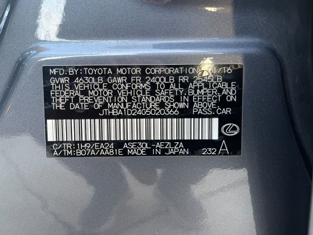 2016 Lexus IS 200t Image 48