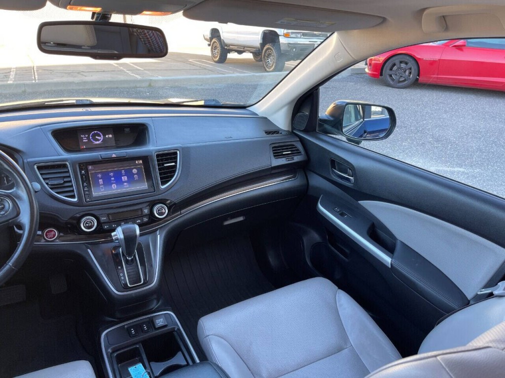 2015 Honda CR-V Image 16