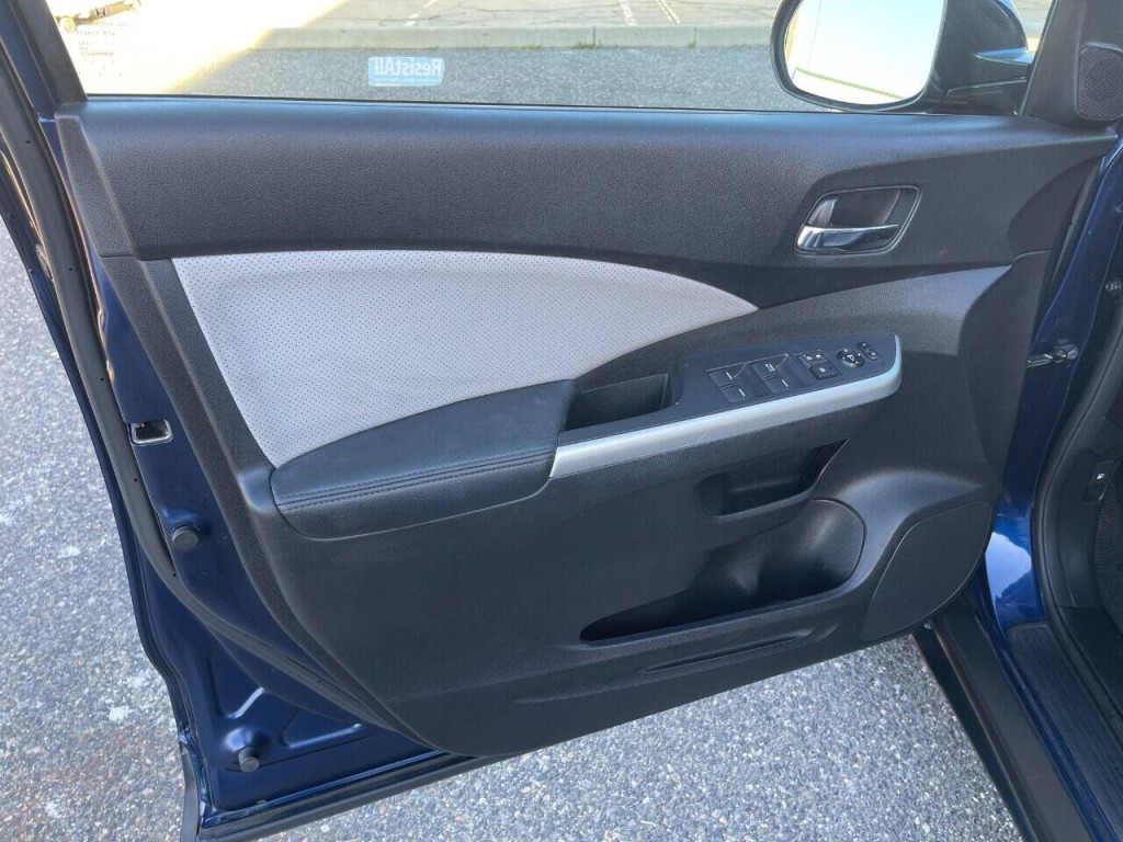 2015 Honda CR-V Image 32