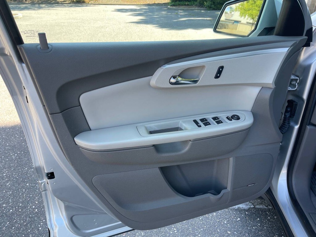 2012 Chevrolet Traverse Image 33