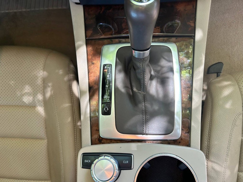 2012 Mercedes-Benz C-Class Image 18