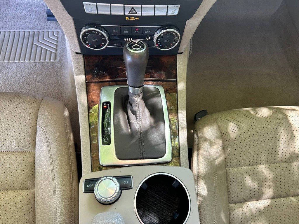 2012 Mercedes-Benz C-Class Image 29