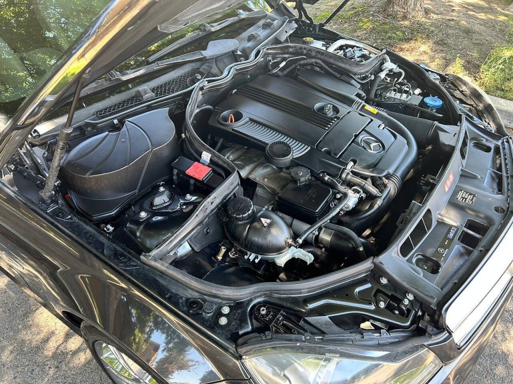 2012 Mercedes-Benz C-Class Image 39