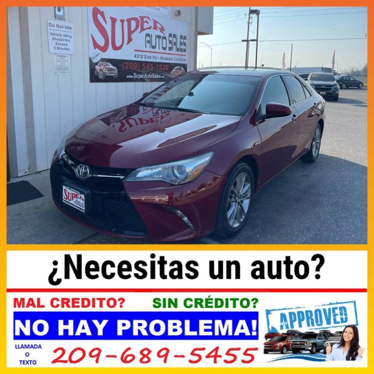 2017 Toyota Camry Image 2