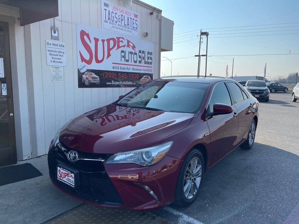 2017 Toyota Camry Image 27