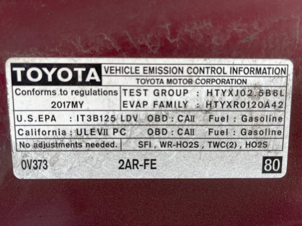 2017 Toyota Camry Image 36