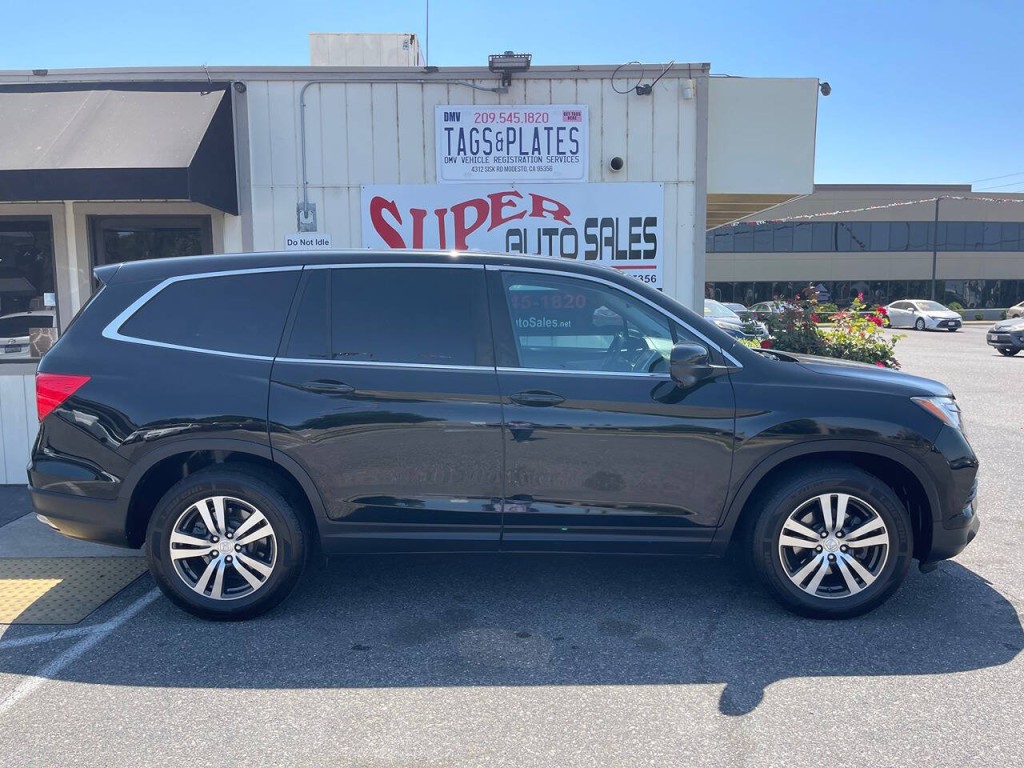 2017 Honda Pilot Image 8