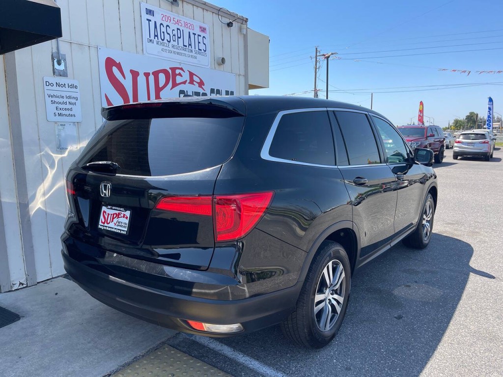 2017 Honda Pilot Image 10