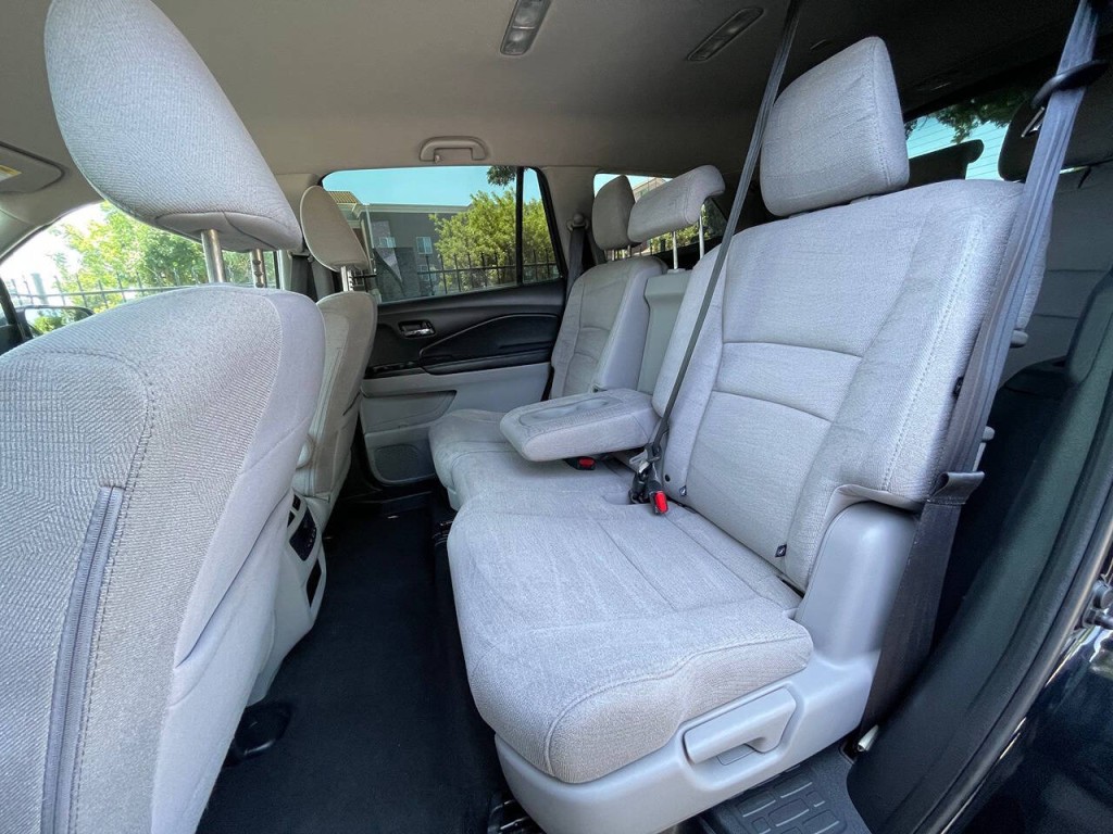 2017 Honda Pilot Image 15