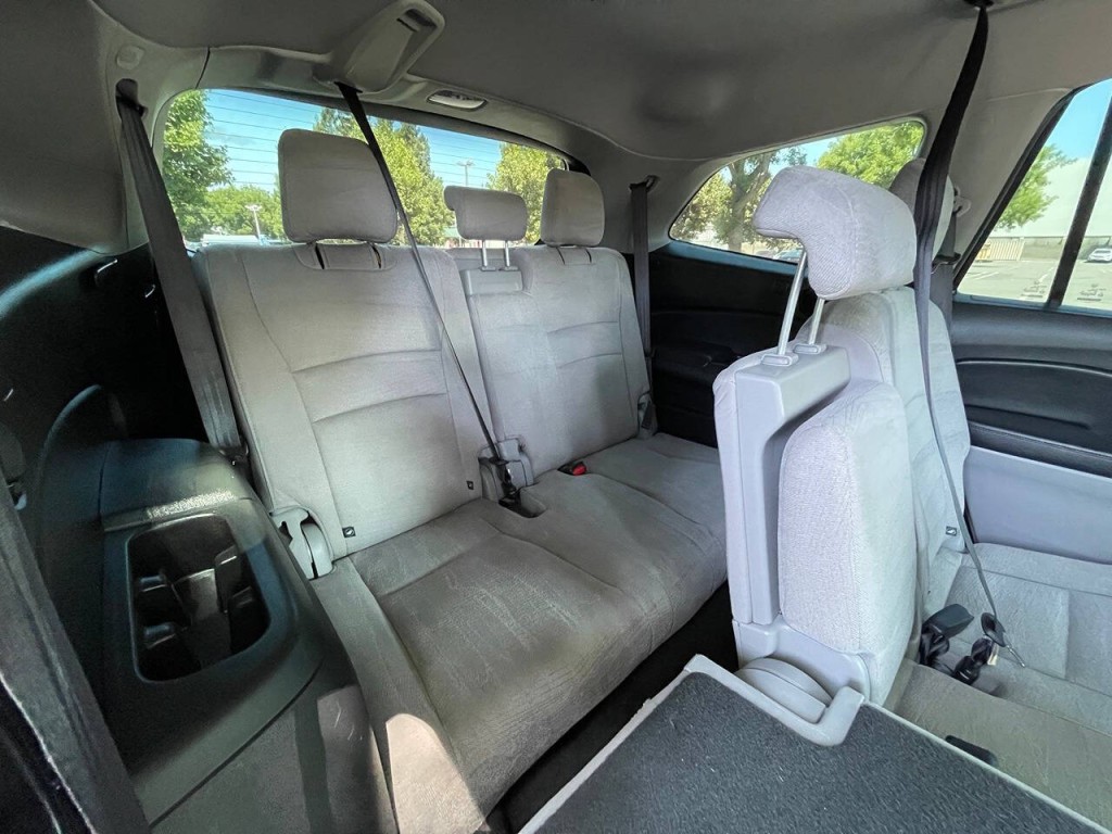 2017 Honda Pilot Image 16