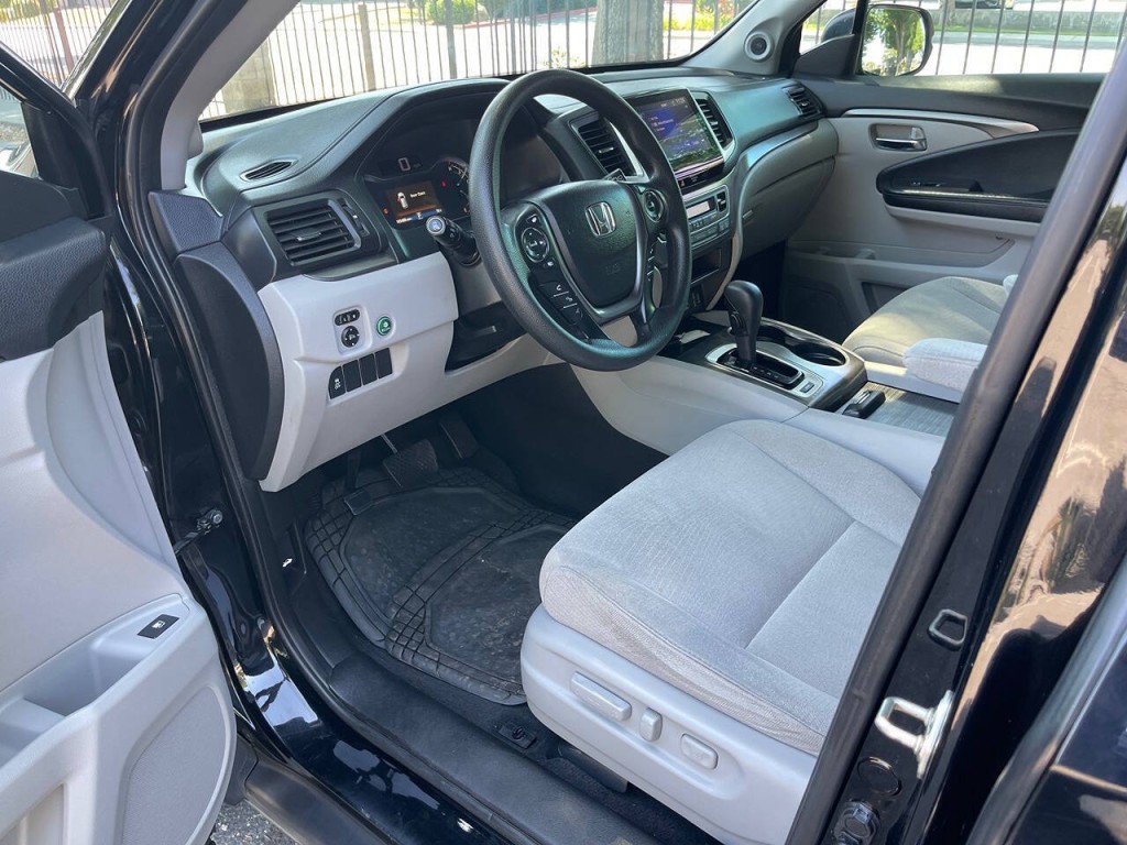 2017 Honda Pilot Image 29