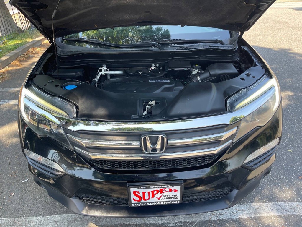2017 Honda Pilot Image 41