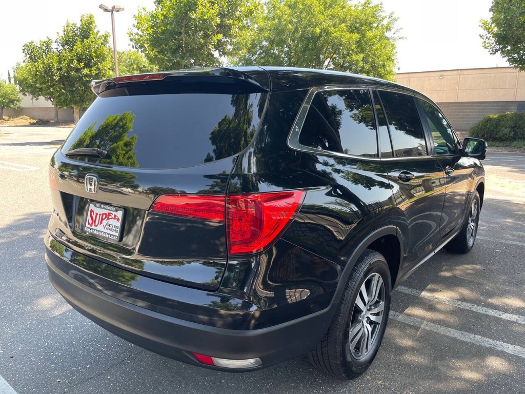 2017 Honda Pilot Image 51