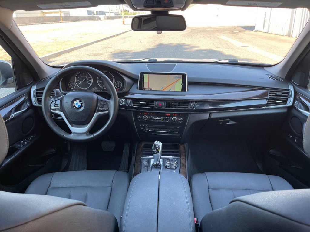 2016 BMW X5 Image 30