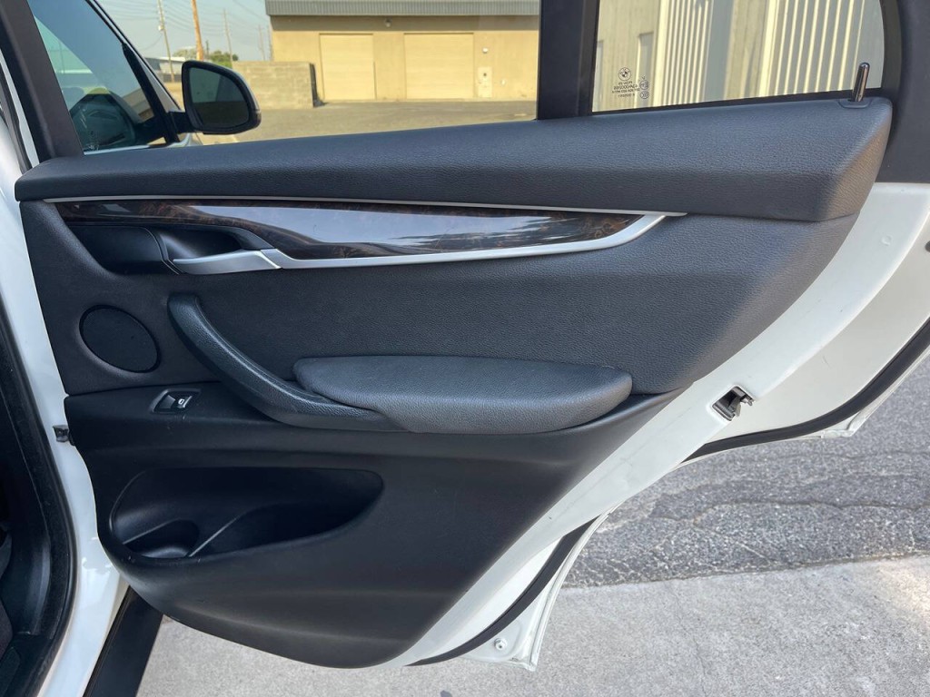 2016 BMW X5 Image 35