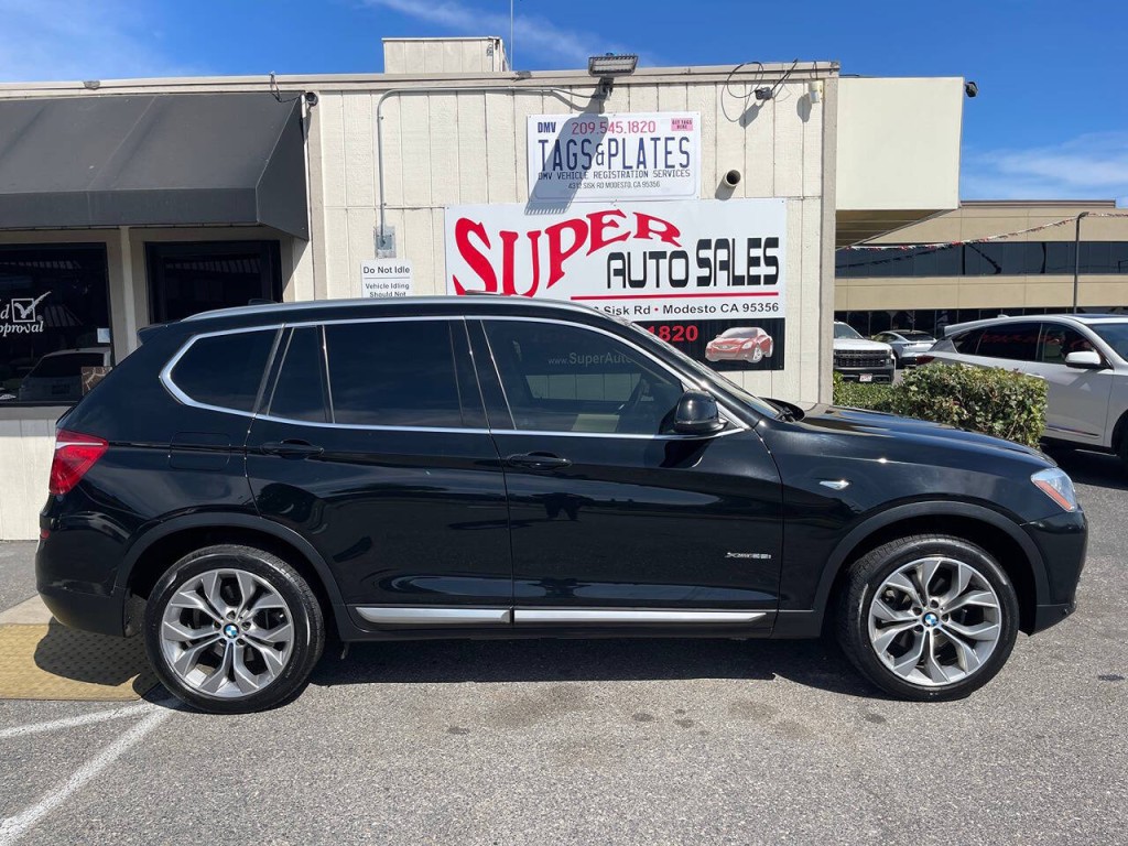 2017 BMW X3 Image 8