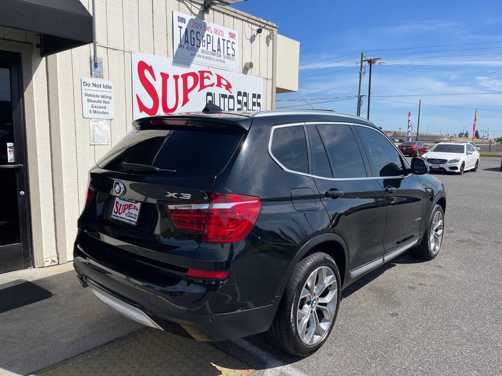 2017 BMW X3 Image 10
