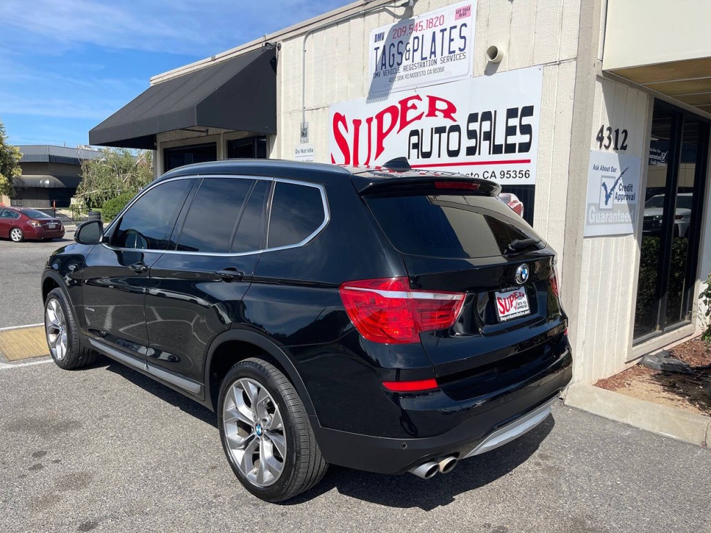2017 BMW X3 Image 11