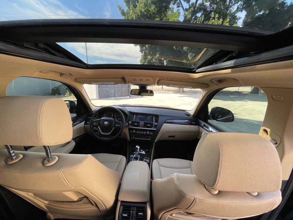 2017 BMW X3 Image 18