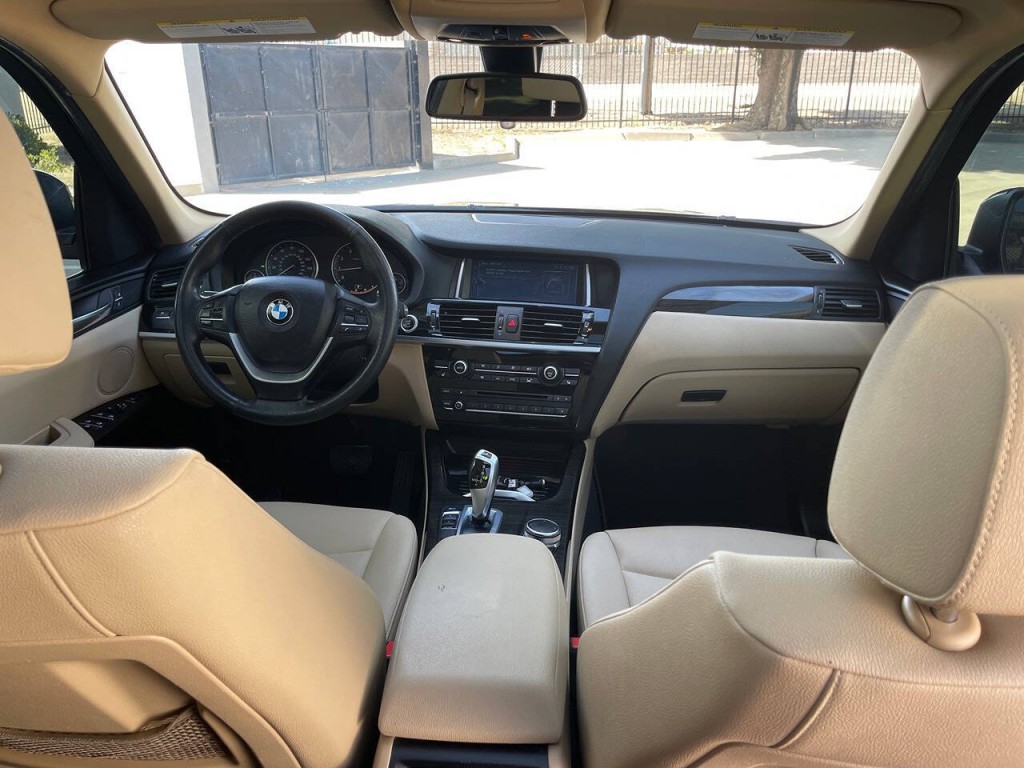 2017 BMW X3 Image 31