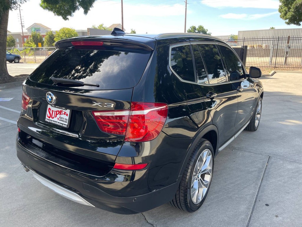 2017 BMW X3 Image 55