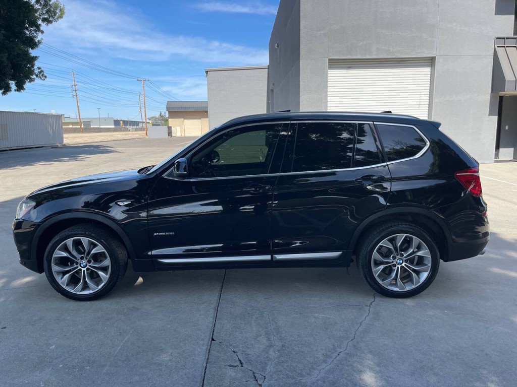2017 BMW X3 Image 58