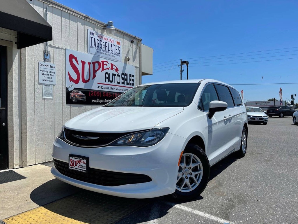 2018 Chrysler Pacifica Image 7