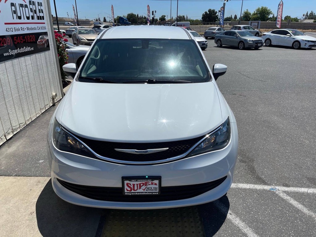 2018 Chrysler Pacifica Image 29