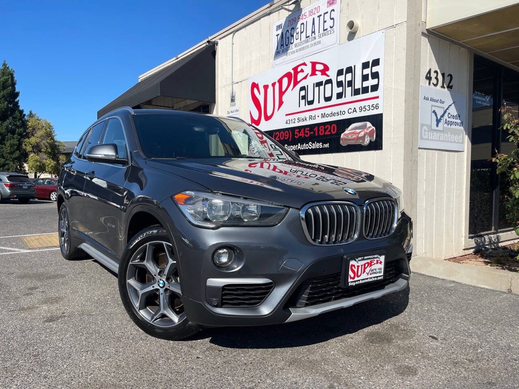 2016 BMW X1 Image 6