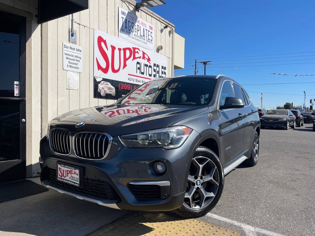 2016 BMW X1 Image 7