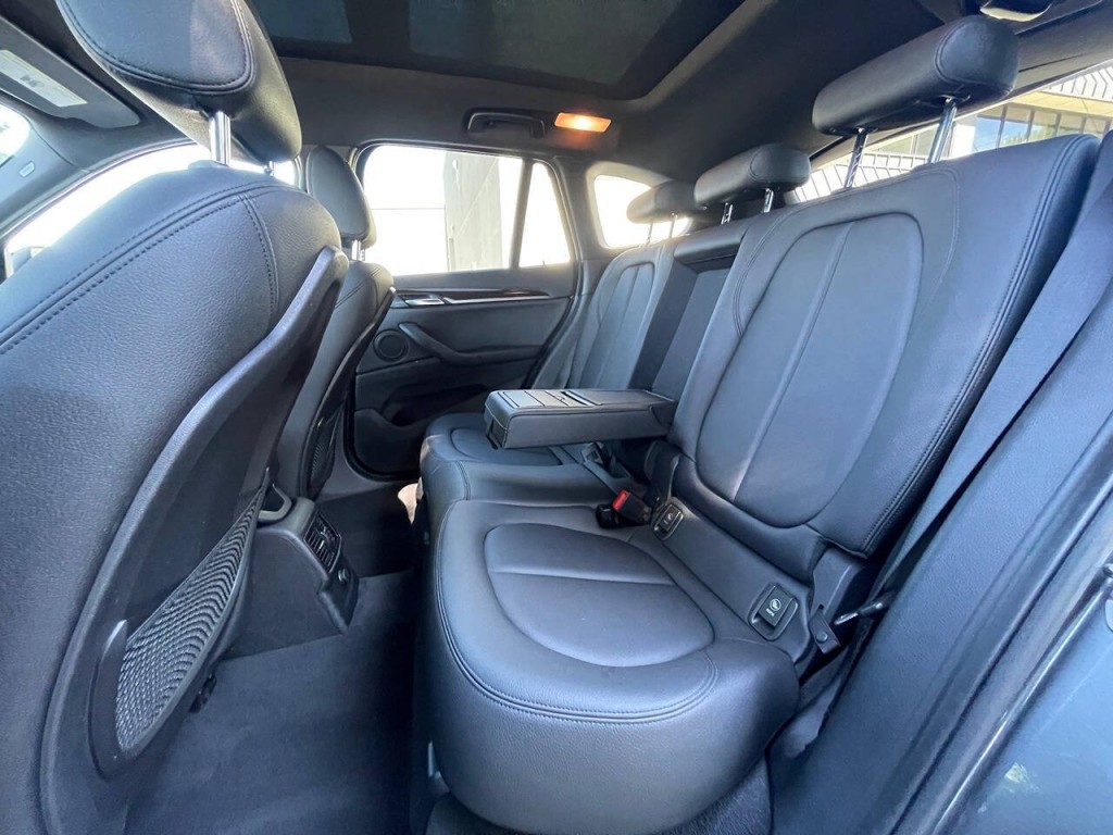 2016 BMW X1 Image 14