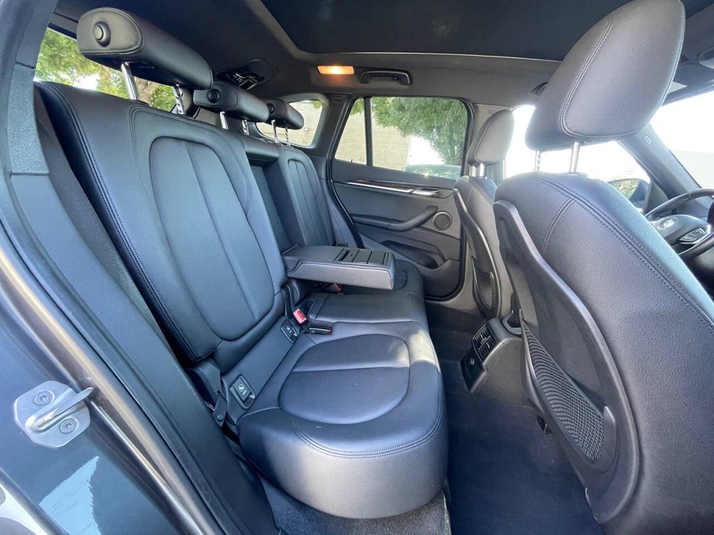 2016 BMW X1 Image 15