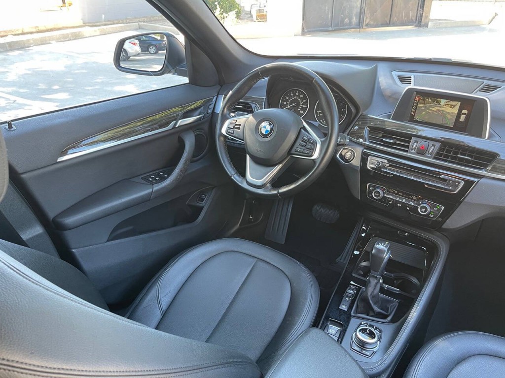 2016 BMW X1 Image 16
