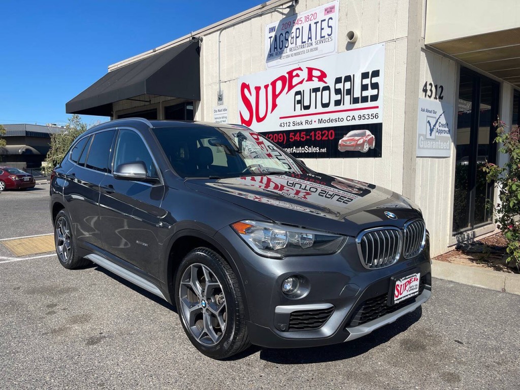 2016 BMW X1 Image 25