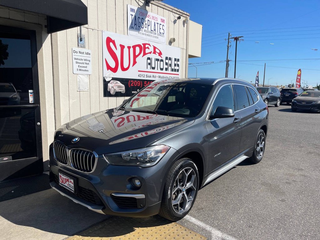 2016 BMW X1 Image 26