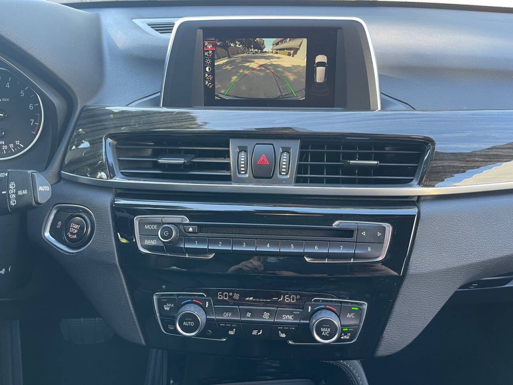 2016 BMW X1 Image 33