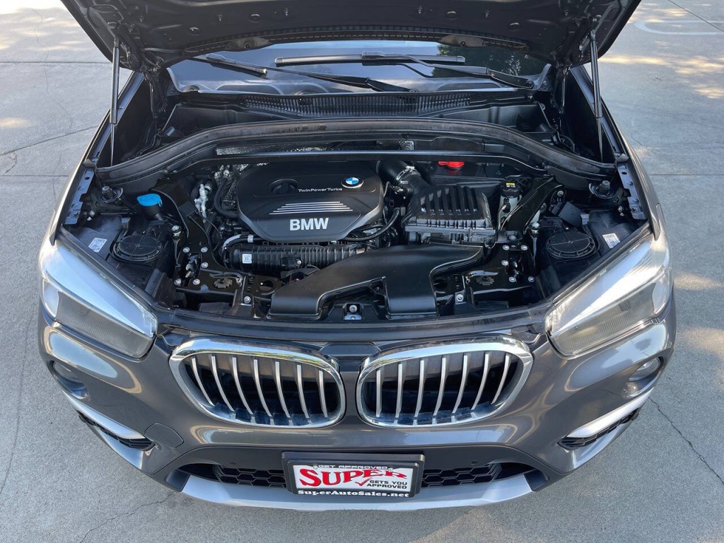 2016 BMW X1 Image 39