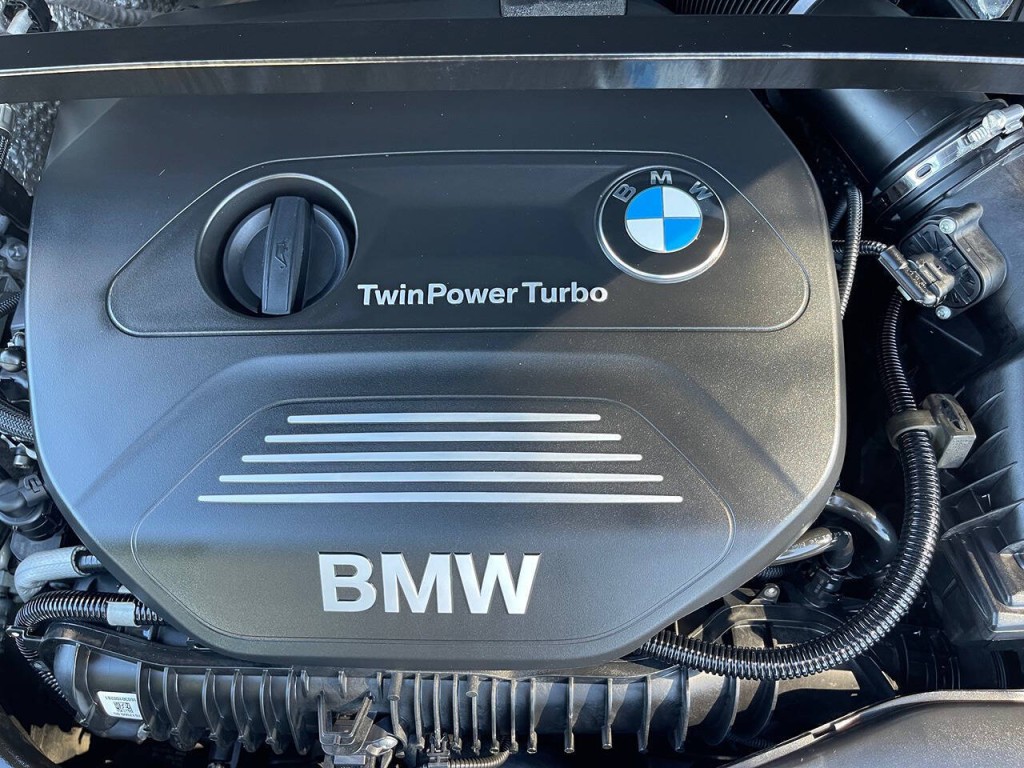 2016 BMW X1 Image 41